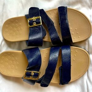 Vionic navy blue slip on platform sandals size 9